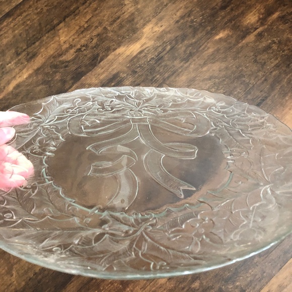 🎄SALE Holiday Christmas Cookie Tray, pressed glass, Vintage - Picture 2 of 7